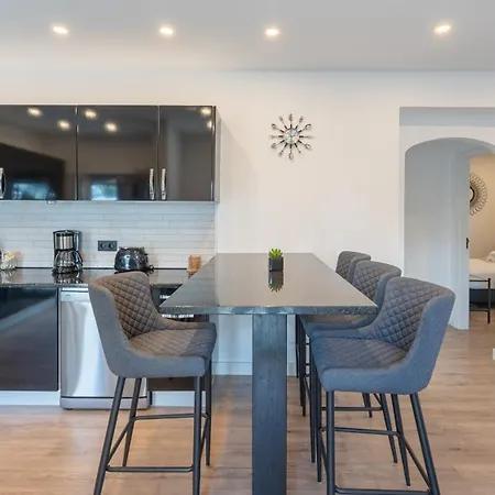 Cozy 2br Near Oura By Lovelystay * Albufeira