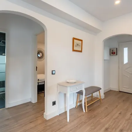 Cozy 2br Near Oura By Lovelystay * البوفيرا