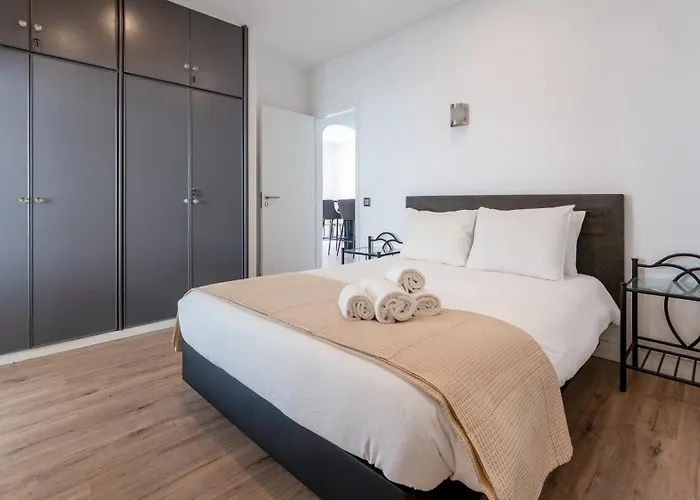 Cozy 2br Near Oura By Lovelystay